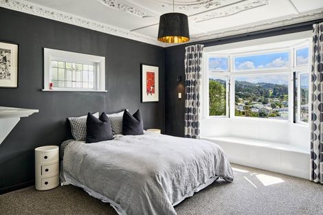 Photo of property in 10 Travancore Street, Island Bay, Wellington, 6023
