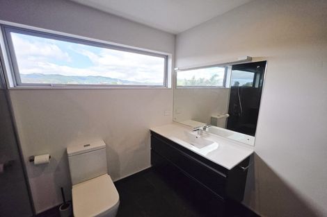 Photo of property in 49 San Priamo Place, Paraparaumu Beach, Paraparaumu, 5032