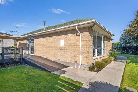 Photo of property in 27 Steele Street, Hornby, Christchurch, 8042
