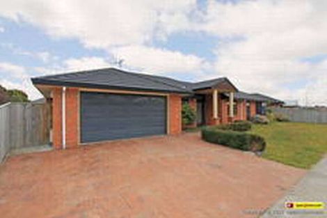 Photo of property in 96 Guildford Drive, Paraparaumu Beach, Paraparaumu, 5032