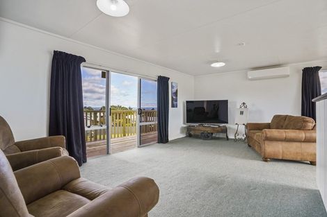 Photo of property in 2 Ngaparaoa Drive, Maketu, 3189