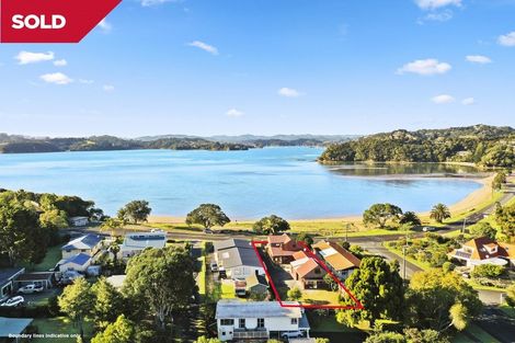 Photo of property in 2 Seaview Road, Paihia, 0200