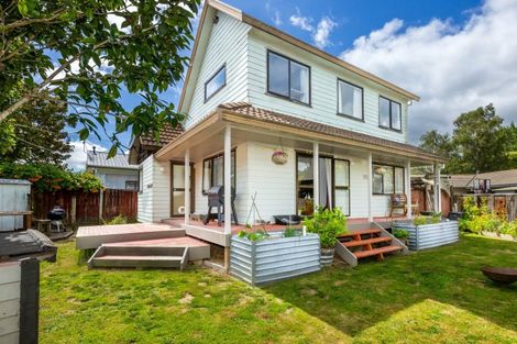 Photo of property in 2/25 Memphis Grove, Totara Park, Upper Hutt, 5018