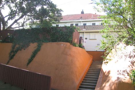 Photo of property in 331 The Terrace, Te Aro, Wellington, 6011