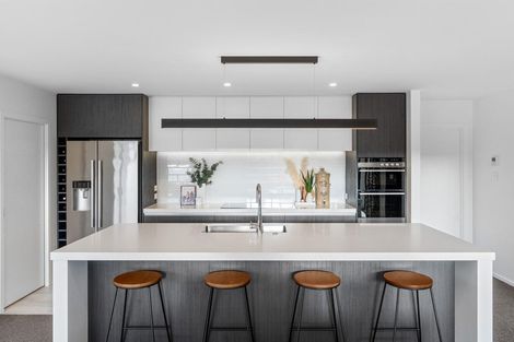Photo of property in 211 Wingatui Road, Mosgiel, 9024
