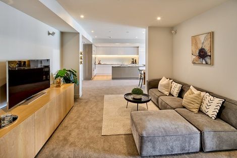 Photo of property in Clyde Quay Wharf, 2b/6 Clyde Quay Wharf, Te Aro, Wellington, 6011