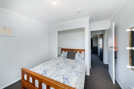 Photo of property in 5 Rangitira Avenue, Palmerston North, 4414