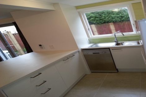 Photo of property in 1/137 Holly Road, St Albans, Christchurch, 8014