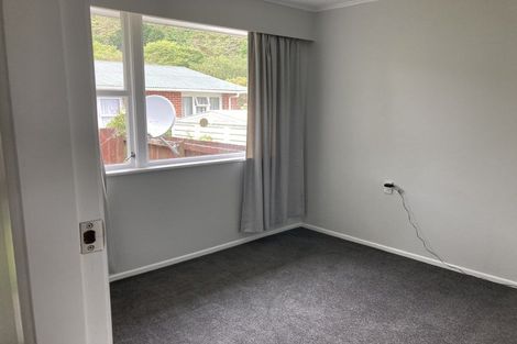 Photo of property in 17 Heather Grove, Fairfield, Lower Hutt, 5011