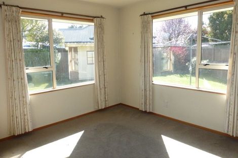 Photo of property in 4 Fuchsia Place, Halswell, Christchurch, 8025