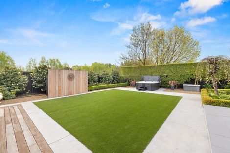 Photo of property in 51 Lewisham Park, St Albans, Christchurch, 8052