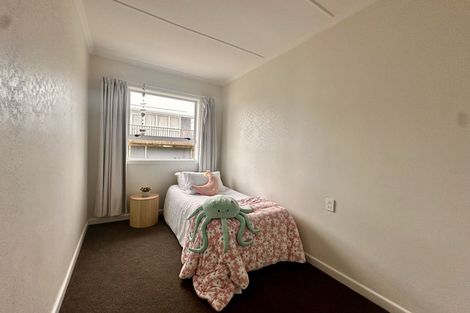 Photo of property in 75 Weka Street, Waikiwi, Invercargill, 9810