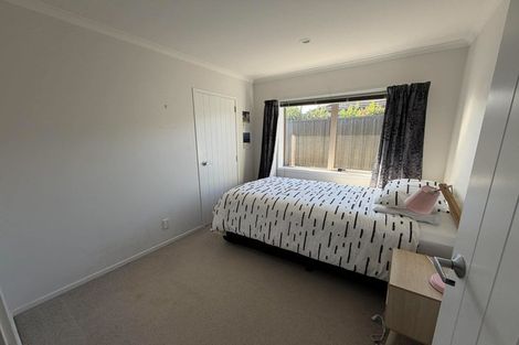 Photo of property in 40 Sunstone Crescent, Brown Owl, Upper Hutt, 5018