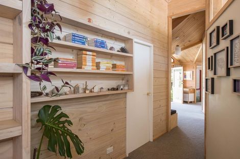 Photo of property in 18 Ralphine Way, Maitai, Nelson, 7010