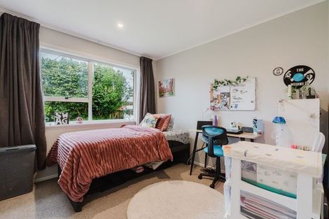 Photo of property in 54 Regent Street, Silverdale, Hamilton, 3216