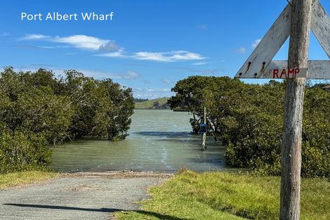 Photo of property in 10 Bennett Street, Port Albert, Wellsford, 0973