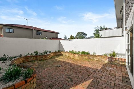 Photo of property in 2/22 Diorella Drive, Clover Park, Auckland, 2019