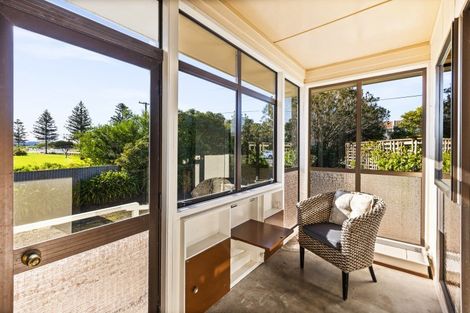 Photo of property in 29 Domain Road, Westshore, Napier, 4110