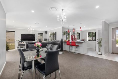 Photo of property in 2 Shearwater Lane, Whitby, Porirua, 5024