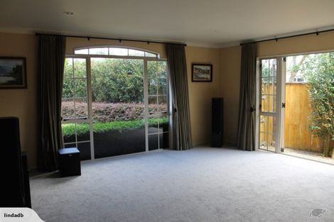 Photo of property in 14 Shalimar Place, Huntington, Hamilton, 3210