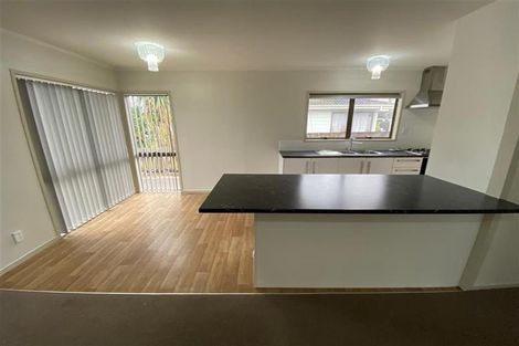 Photo of property in 81 John Walker Drive, Manurewa, Auckland, 2102