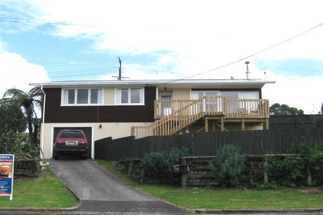 Photo of property in 39 Shetland Street, Glen Eden, Auckland, 0602