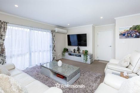 Photo of property in 5 Ashington Road, Silverstream, Upper Hutt, 5019