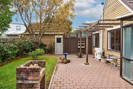 Photo of property in 11 Copeland Street, Hutt Central, Lower Hutt, 5011