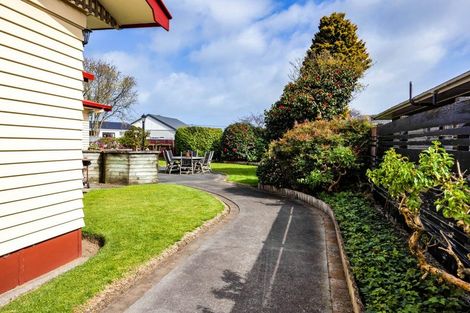 Photo of property in 16 Hunter Street, Hawera, 4610