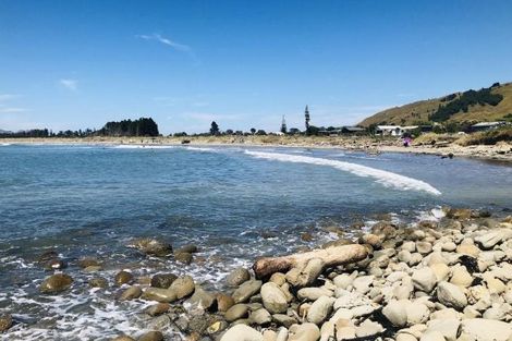 Photo of property in 13 Pukenui Drive, Mahia, 4198