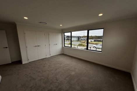 Photo of property in 3 Kikorangi Drive, Wainui, 0992