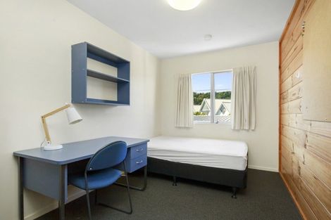 Photo of property in Basin Reserve Complex, 48/4 Sussex Street, Mount Cook, Wellington, 6021