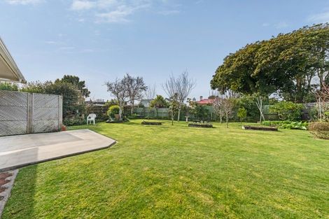 Photo of property in 13 Te Whena Place, Waitara, 4320