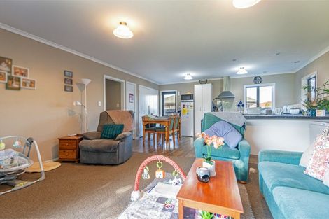Photo of property in 56 Shamrock Street, Takaro, Palmerston North, 4412