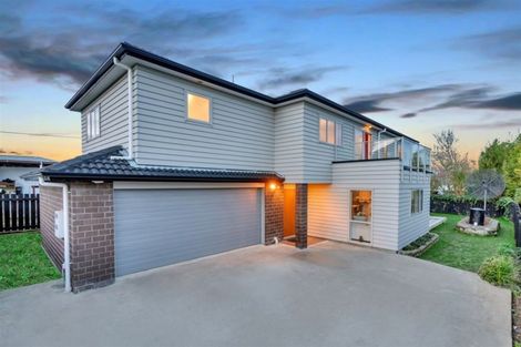 Photo of property in 28b Kirrie Avenue, Te Atatu South, Auckland, 0610