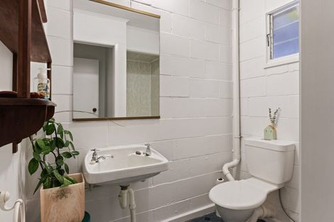 Photo of property in 57 Seddon Crescent, Whataupoko, Gisborne, 4010