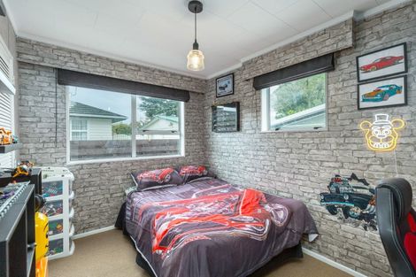 Photo of property in 14 Harvard Grove, Totara Park, Upper Hutt, 5018