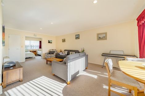 Photo of property in Kowhai Court, 3/17 John Street, Trentham, Upper Hutt, 5018