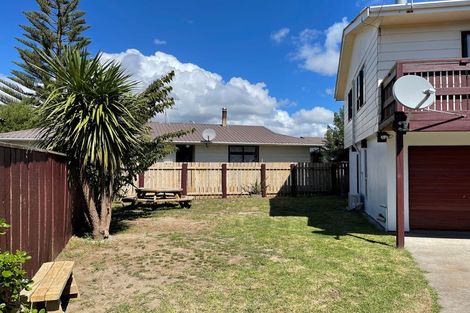 Photo of property in 42 Winton Street, Paraparaumu Beach, Paraparaumu, 5032