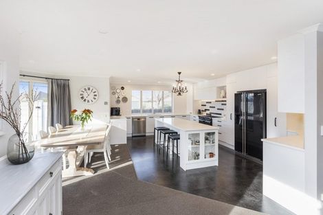 Photo of property in 53 Glasnevin Drive, Casebrook, Christchurch, 8051