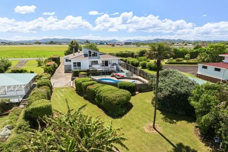 Photo of property in 129 Church Street, Onerahi, Whangarei, 0110