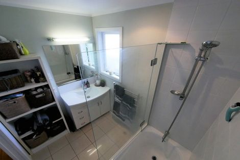 Photo of property in 2/71 Gardner Avenue, New Lynn, Auckland, 0600