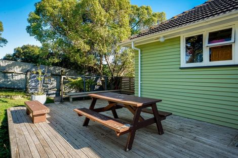 Photo of property in 101 Hereford Street, Cannons Creek, Porirua, 5024