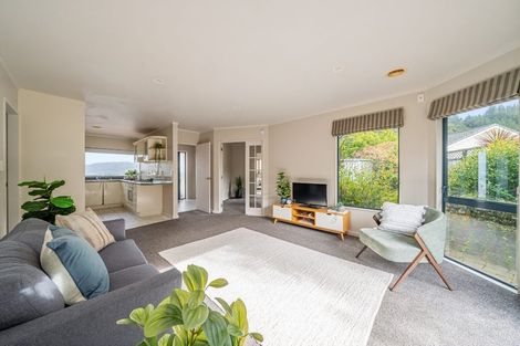 Photo of property in 34 Birkinshaw Grove, Riverstone Terraces, Upper Hutt, 5018