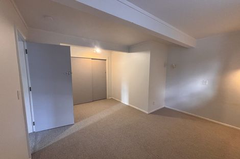 Photo of property in 2/3 Kingston Heights Road, Kingston, Wellington, 6021