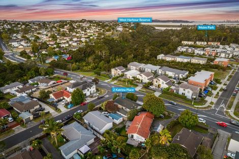 Photo of property in 2 Katrina Place, Massey, Auckland, 0614