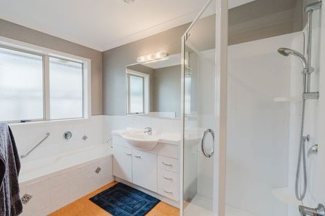 Photo of property in 82 Rototuna Road, Rototuna, Hamilton, 3210
