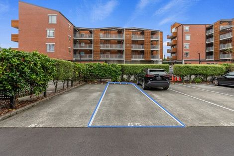 Photo of property in 203/160c Hobsonville Point Road, Hobsonville, Auckland, 0616