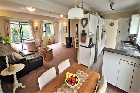 Photo of property in 12 Gibbs Drive, Woodend, 7610