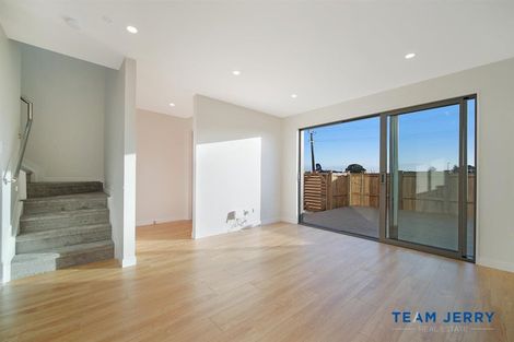 Photo of property in 125a Grove Road, Papakura, 2110